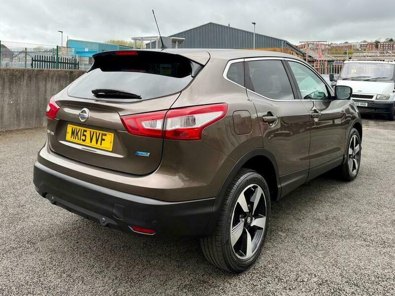 Nissan Qashqai 1.2 Tekna Dig-t Xtronic 113 Bhp Black #25