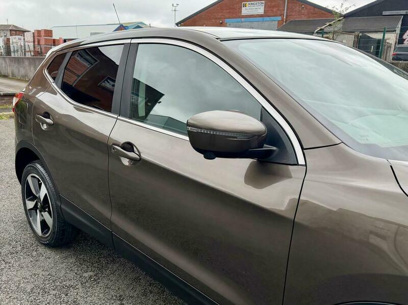 Nissan Qashqai 1.2 Tekna Dig-t Xtronic 113 Bhp Black #45
