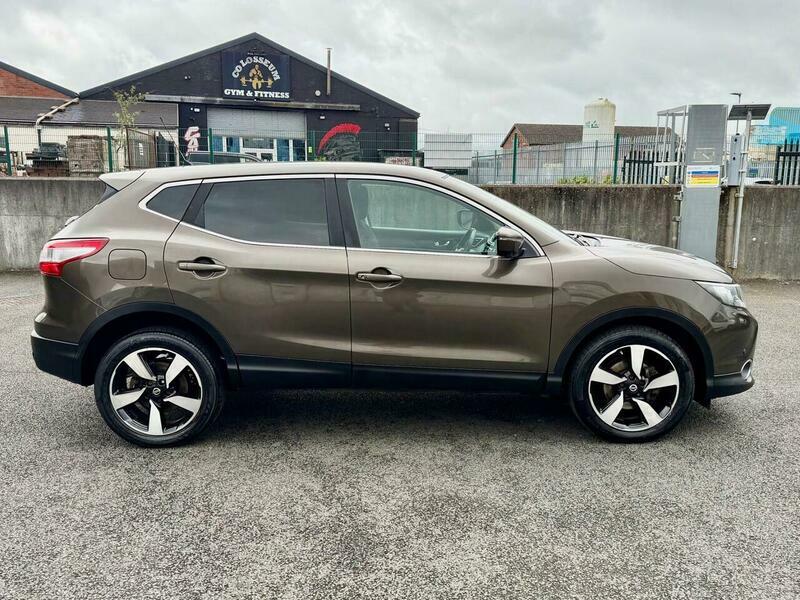 Nissan Qashqai 1.2 Tekna Dig-t Xtronic 113 Bhp Black #24