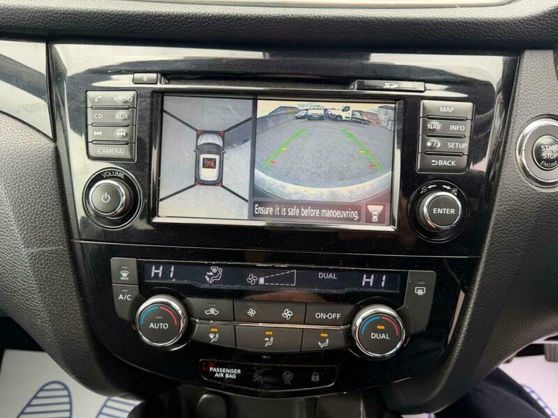 Nissan Qashqai 1.2 Tekna Dig-t Xtronic 113 Bhp Black #40