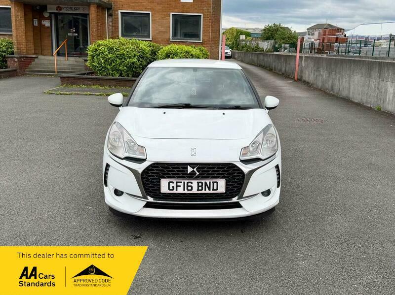 DS DS 3 3 1.6 Bluehdi Elegance White #2