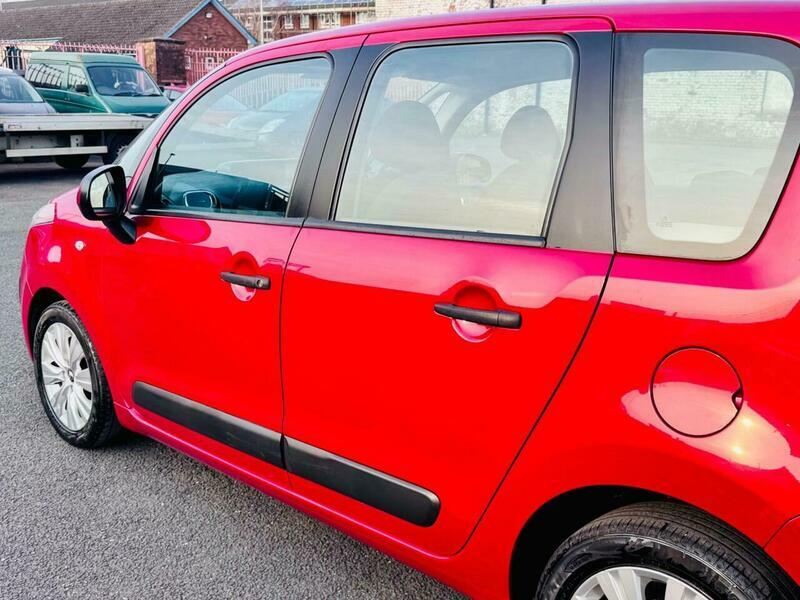Citroen C3 Picasso 1.6 Bluehdi Platinum Estate Red #47