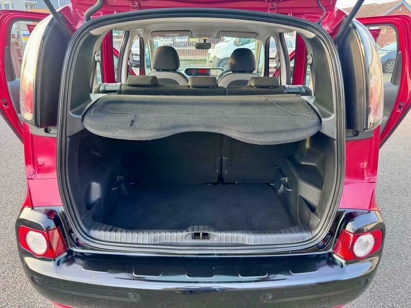 Citroen C3 Picasso 1.6 Bluehdi Platinum Estate Red #41