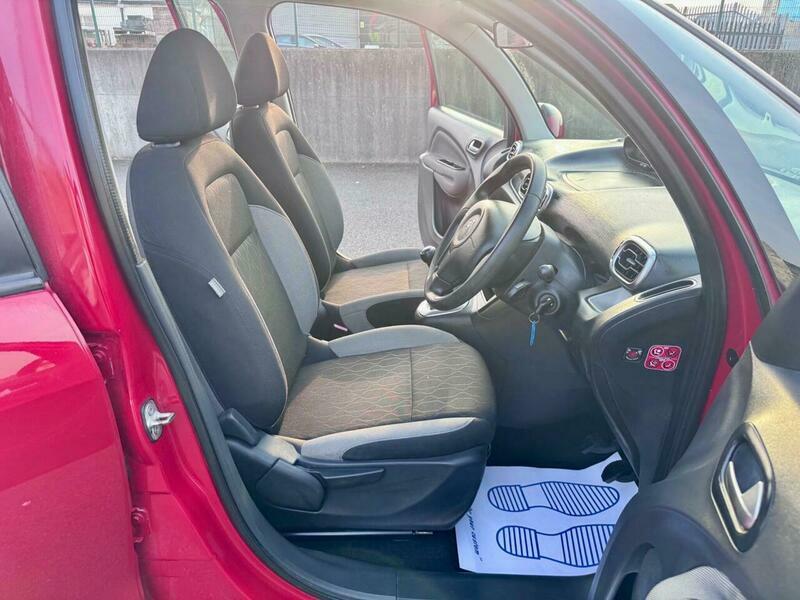 Citroen C3 Picasso 1.6 Bluehdi Platinum Estate Red #30