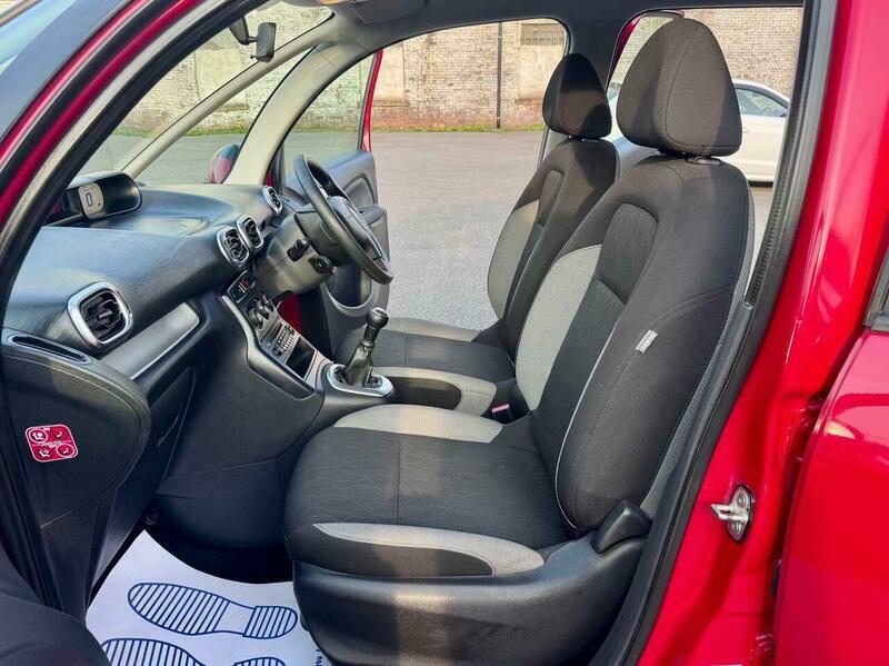 Citroen C3 Picasso 1.6 Bluehdi Platinum Estate Red #44