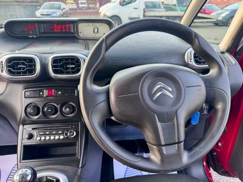 Citroen C3 Picasso 1.6 Bluehdi Platinum Estate Red #42