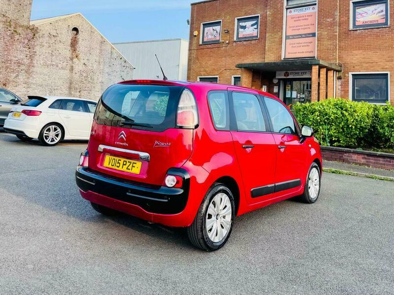 Citroen C3 Picasso 1.6 Bluehdi Platinum Estate Red #25