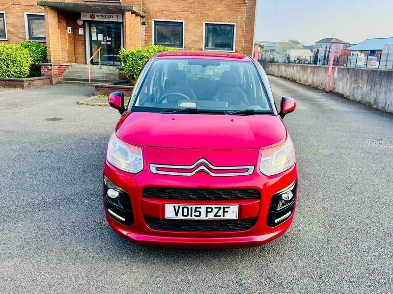 Citroen C3 Picasso 1.6 Bluehdi Platinum Estate Red #12