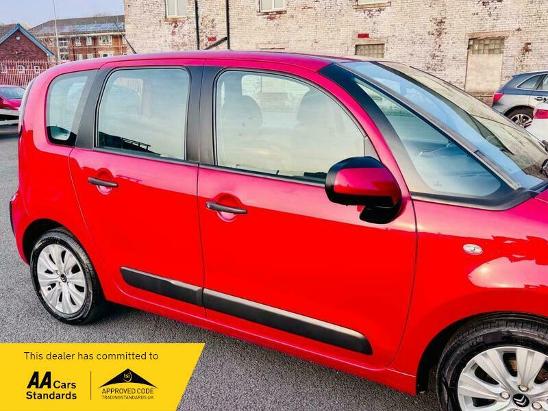 Citroen C3 Picasso 1.6 Bluehdi Platinum Estate Red #22