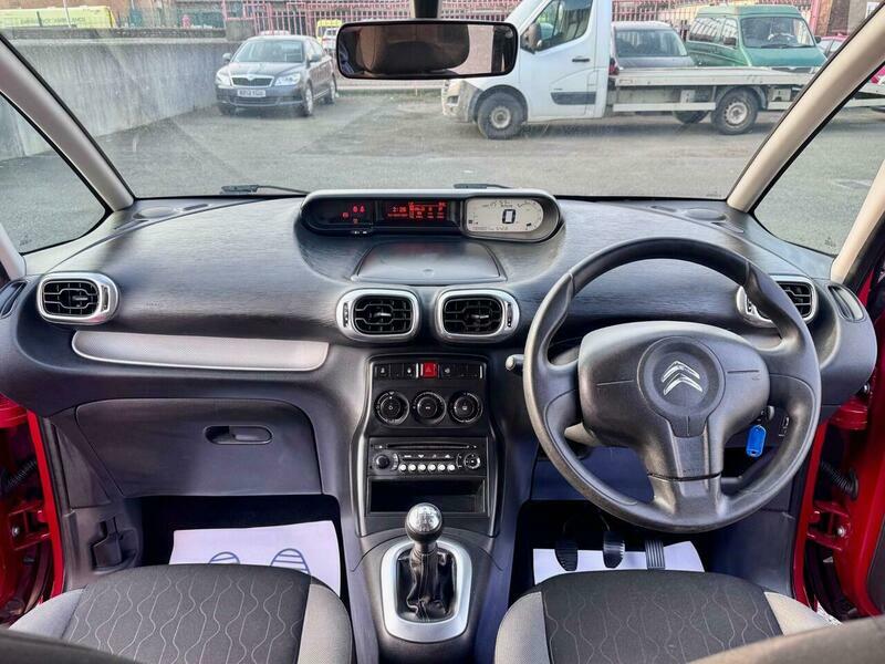 Citroen C3 Picasso 1.6 Bluehdi Platinum Estate Red #29