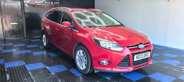 Ford Focus 1.6 Titanium Estate Powershift Euro 5 Red #3