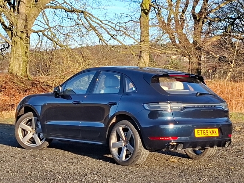 Porsche Macan Turbo Pdk Blue #2