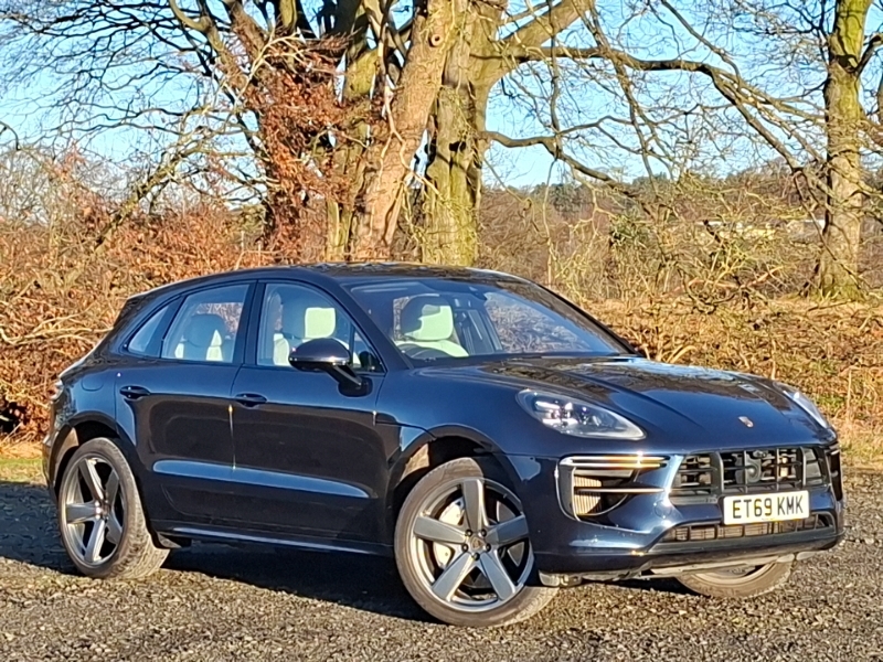 Porsche Macan Turbo Pdk Blue