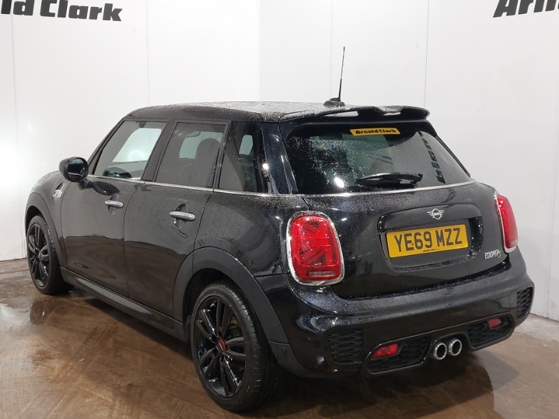 Mini Hatch 2.0 Cooper S Sport II Black #2