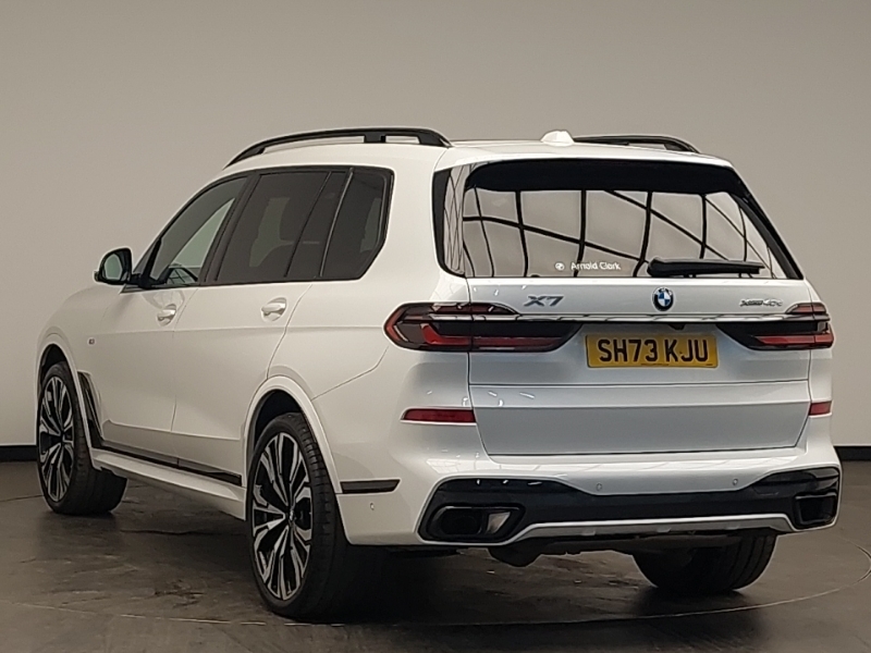 BMW X7 Xdrive40d Mht M Sport Step White #2