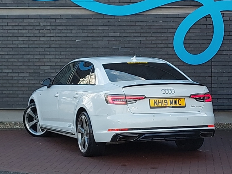 Audi A4 35 Tfsi Black Edition White #2
