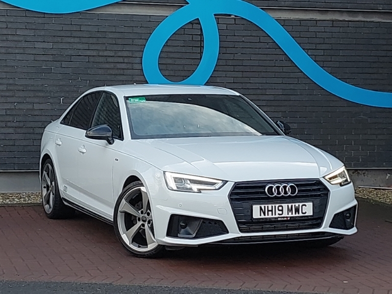 Audi A4 35 Tfsi Black Edition White
