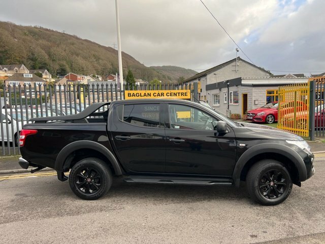 Fiat Fullback 2.4D Cross Pickup Double Cab 4Wd Black #2