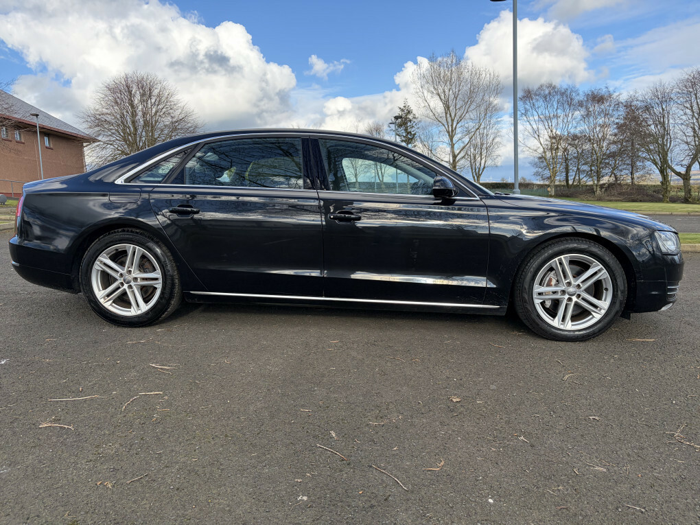 Audi A8 3.0 Tdi Quattro Se Executive Lwb Tip  #3