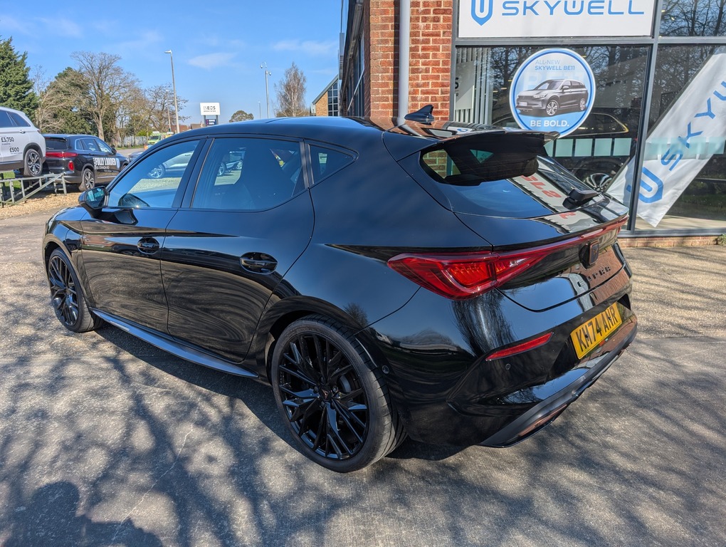 Cupra Leon 1.4 Ehybrid 12.8Kwh Vz2 Design Edition Hatchback 5 Black #3