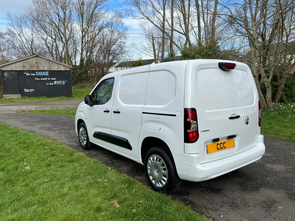 Vauxhall Combo 1.5 2300 Pro100 Swb - White #5