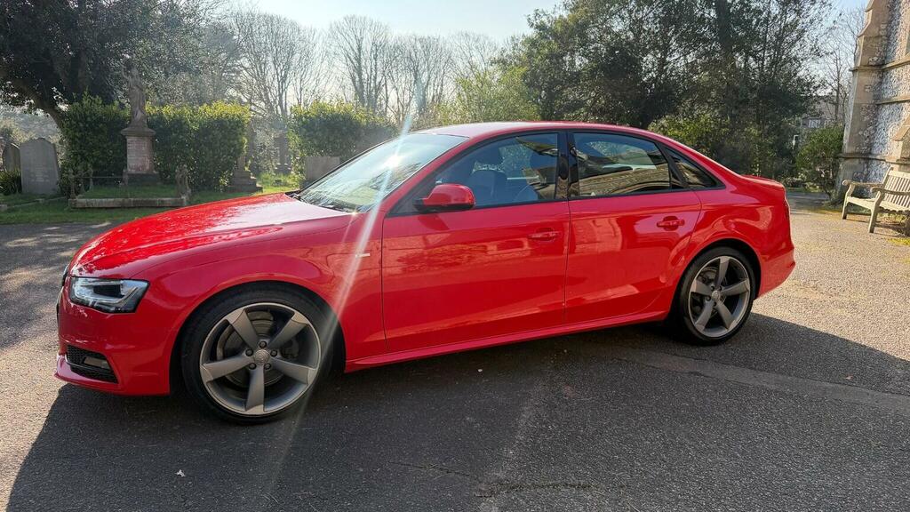 Audi A4 Saloon 1.8 Tfsi Black Edition Euro 5 Ss 20 Red #2