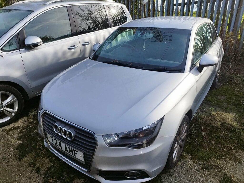 Audi A1 1.4 Tfsi Sport Euro 5 Ss White #6