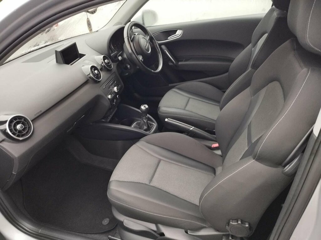 Audi A1 1.4 Tfsi Sport Euro 5 Ss White #4