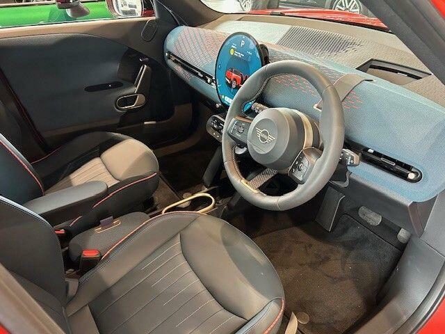 Mini Aceman E 42.5Kwh Exclusive Red #3