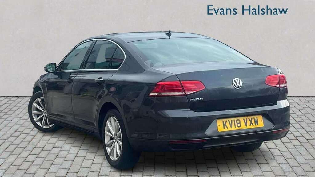 Volkswagen Passat 1.4 Tsi 150 Se Business 2018 Grey #2