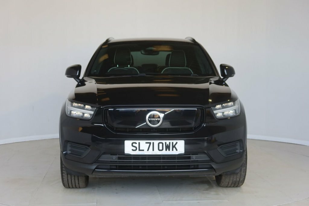 Volvo XC40 Suv Black #6