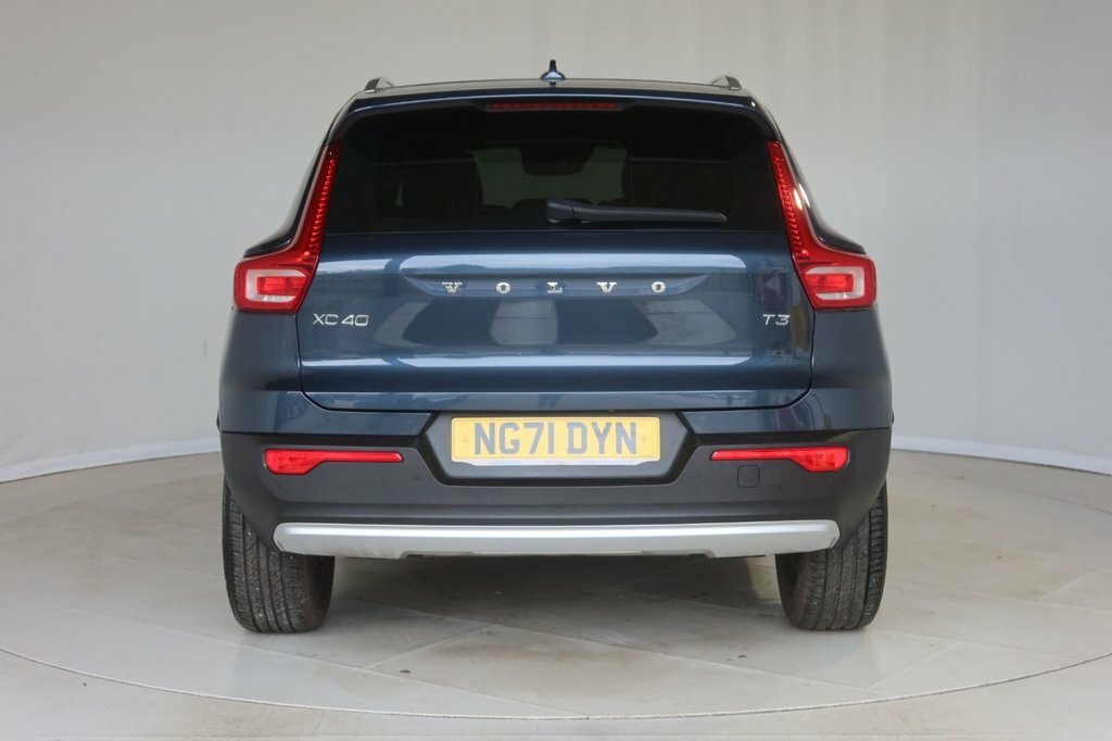 Volvo XC40 1.5L Inscription Blue #6