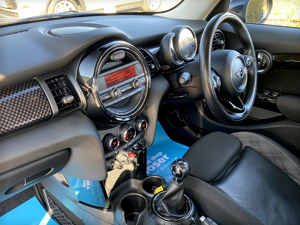 Mini Hatch 2.0 Cooper S 5-Door - Chili Pack - 48 900 Miles - Black #3