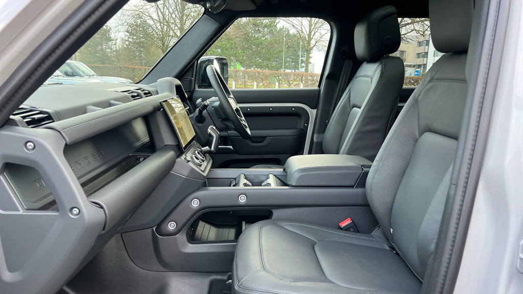 Land Rover Defender 110 X-dynamic Hse 110 Grey #3