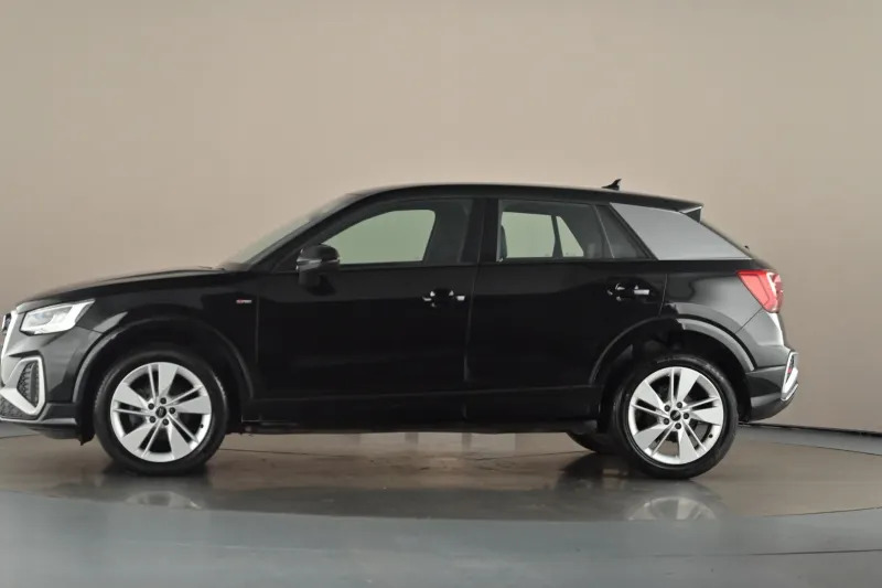 Audi Q2 Estate 35 Tfsi S Line S Tr Black #2
