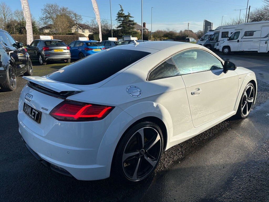 Audi TT 2.0 L 2.0 Tfsi Black Edition S Tronic Quattro Euro White #5
