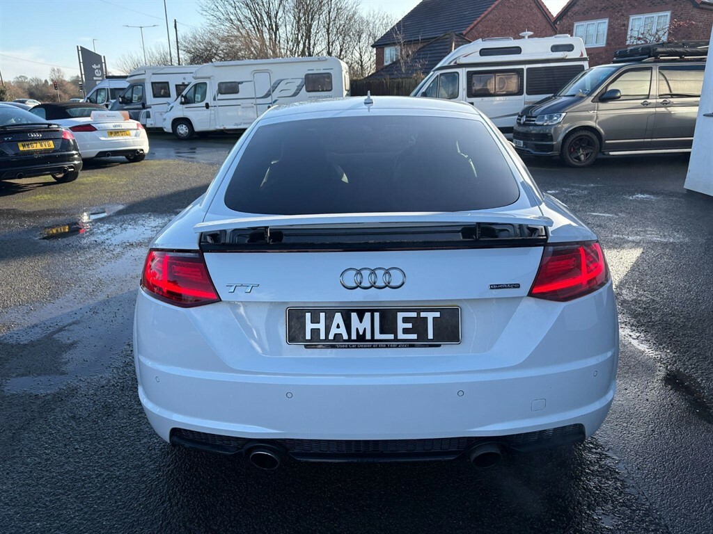 Audi TT 2.0 L 2.0 Tfsi Black Edition S Tronic Quattro Euro White #4