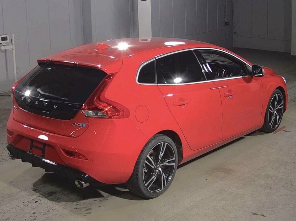 Volvo V40 2L R-design Pro Red #4