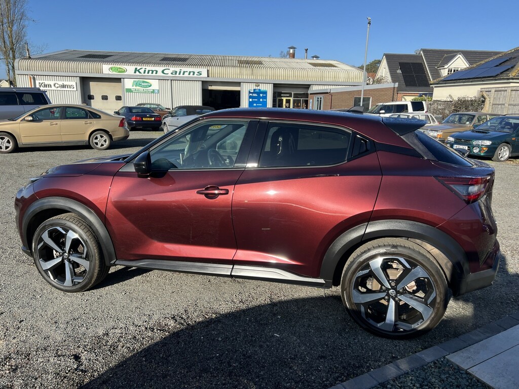 Nissan Juke 1.0 Dig-t Tekna Red #4