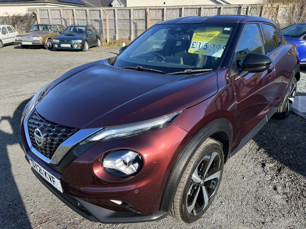 Nissan Juke 1.0 Dig-t Tekna Red #3