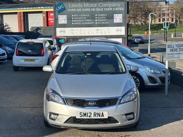 Kia Ceed Hatchback Silver #4
