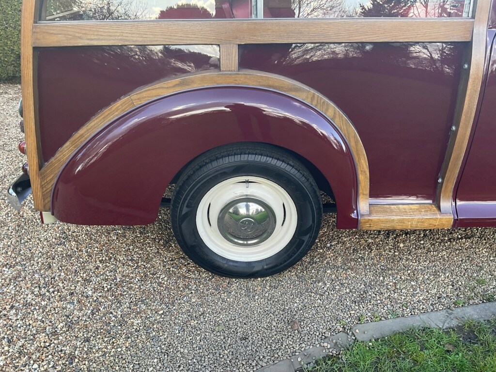 Morris Minor Estate Green #23