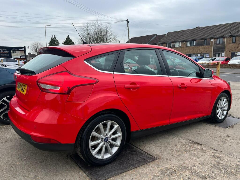 Ford Focus 1.6 Tdci Titanium Euro 5 Ss Red #6