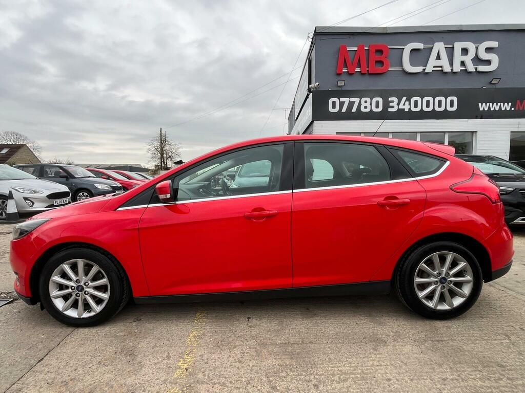 Ford Focus 1.6 Tdci Titanium Euro 5 Ss Red #3