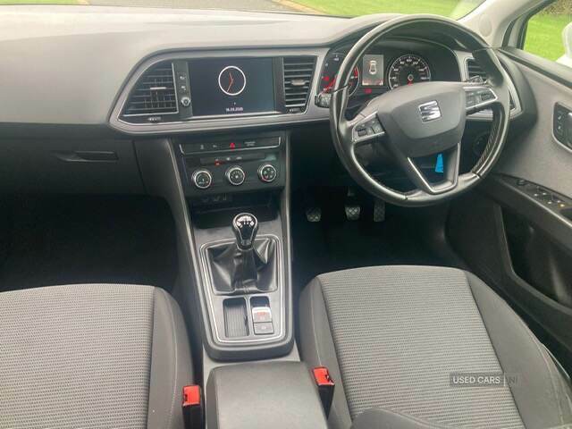 Seat Leon 1.6 Tdi Se Dynamic Ez White #4