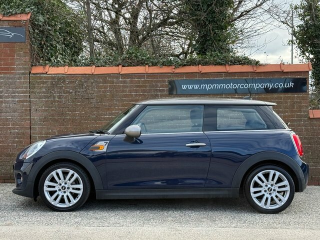 Mini Hatch 1.5 Cooper D Seven Hatchback Eur Blue #4