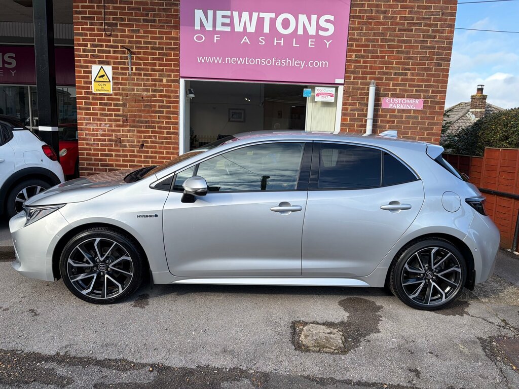 Toyota Corolla 1.8 Vvt-h Excel Hatchback Hybrid Cvt Eu Silver #3