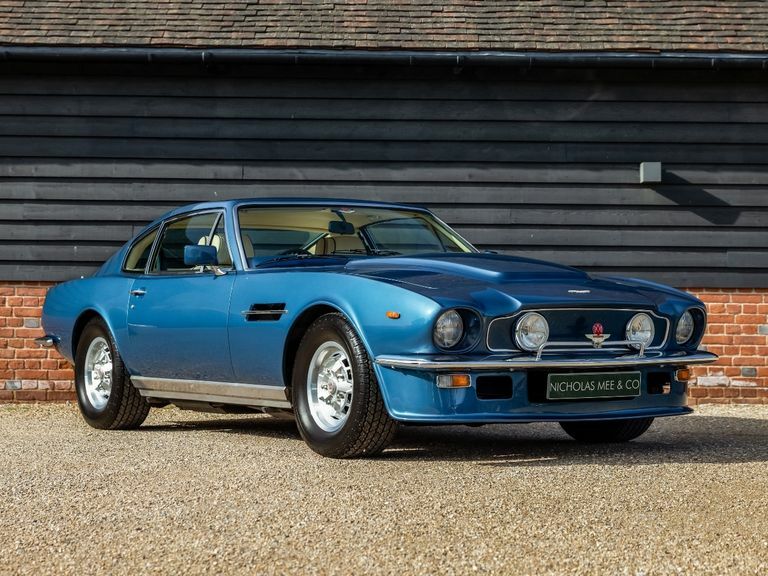 Aston Martin V8 Coupe Blue