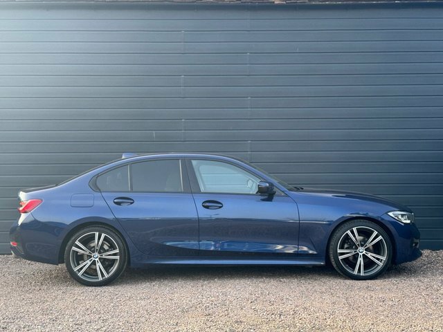 BMW 3 Series 2019 2.0 320D Sport Saloon Xdrive Blue #6