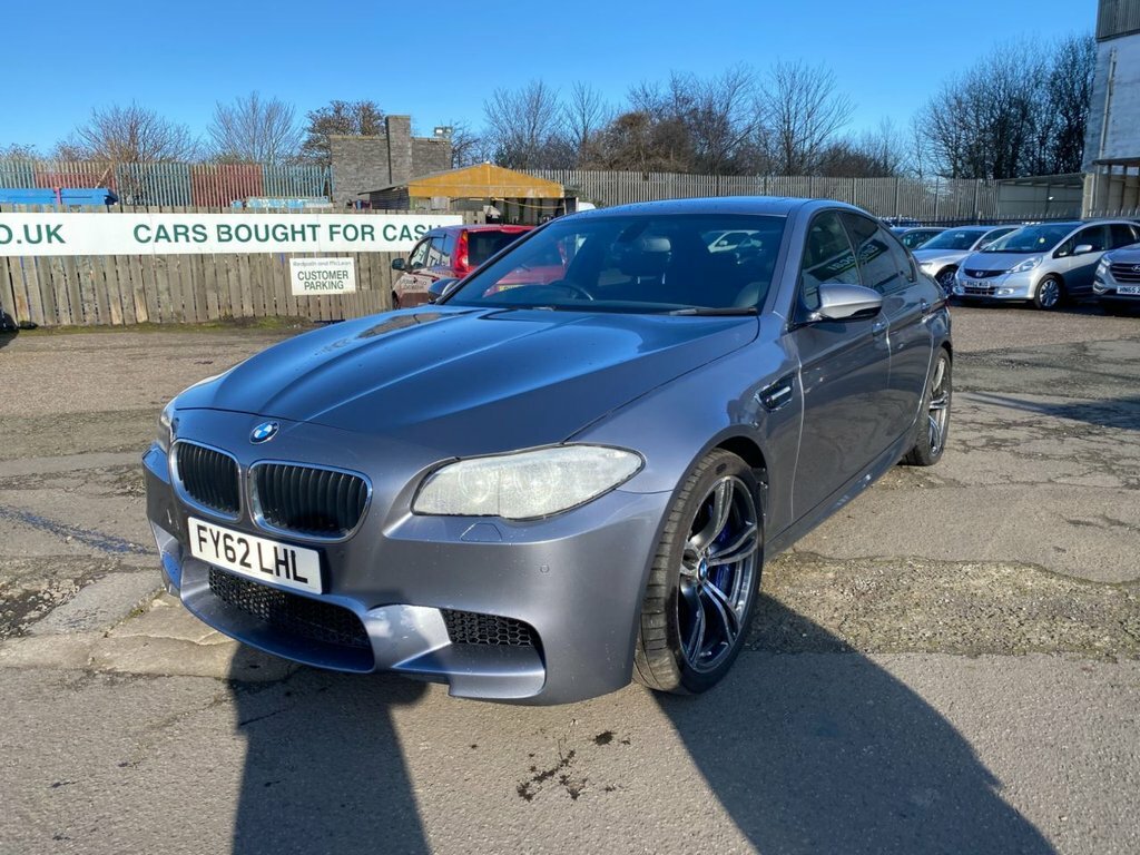 BMW M5 4.4L Null Grey #3